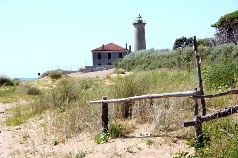 Il faro di Bibione e la foce del tagliamento